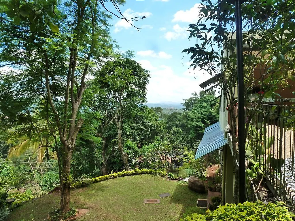 Hanthana Breeze Home Stay Kandy 0*,
